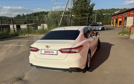 Toyota Camry, 2018 год, 2 630 000 рублей, 10 фотография