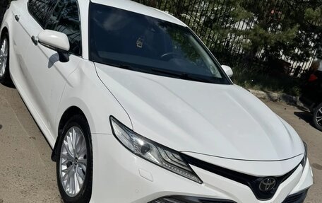 Toyota Camry, 2018 год, 2 630 000 рублей, 9 фотография