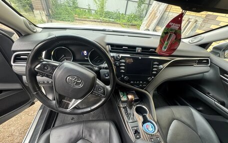 Toyota Camry, 2018 год, 2 630 000 рублей, 23 фотография