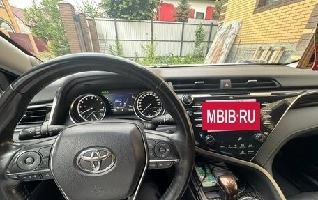Toyota Camry, 2018 год, 2 630 000 рублей, 25 фотография