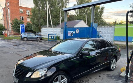 Mercedes-Benz E-Класс, 2009 год, 1 525 000 рублей, 3 фотография