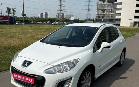 Peugeot 308 II, 2011 год, 640 000 рублей, 2 фотография