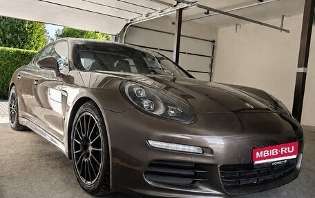 Porsche Panamera II рестайлинг, 2013 год, 3 600 000 рублей, 1 фотография
