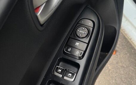 KIA Rio IV, 2017 год, 950 000 рублей, 8 фотография