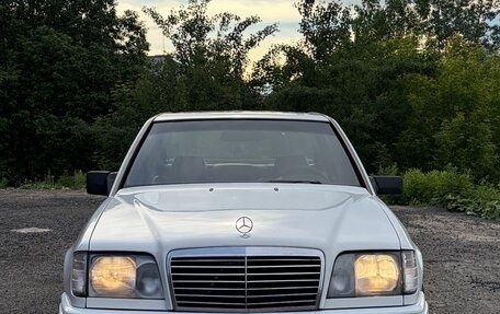 Mercedes-Benz W124, 1989 год, 399 000 рублей, 3 фотография