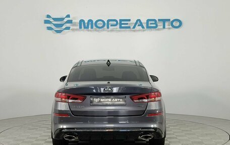 KIA Optima IV, 2018 год, 2 550 000 рублей, 6 фотография