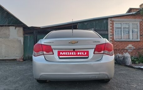 Chevrolet Cruze II, 2010 год, 370 000 рублей, 8 фотография