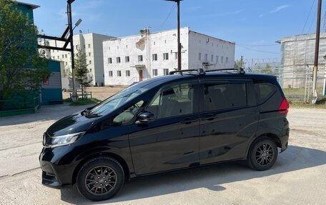 Honda Freed II, 2019 год, 1 650 000 рублей, 10 фотография