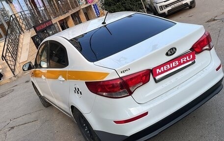KIA Rio III рестайлинг, 2016 год, 725 000 рублей, 2 фотография
