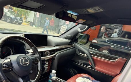 Lexus LX III, 2018 год, 7 950 000 рублей, 11 фотография
