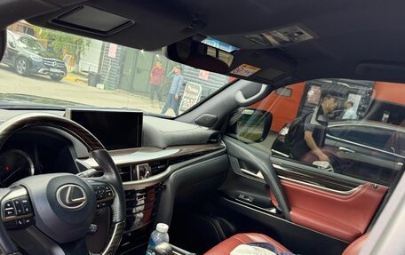 Lexus LX III, 2018 год, 7 950 000 рублей, 10 фотография