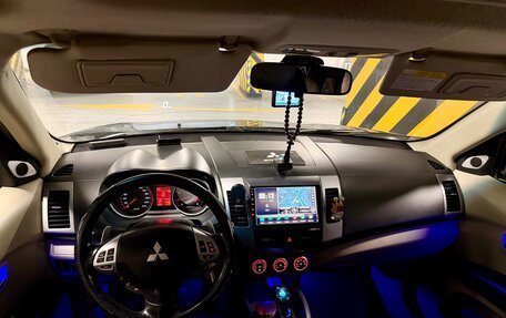 Mitsubishi Outlander III рестайлинг 3, 2007 год, 1 200 000 рублей, 3 фотография
