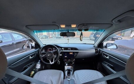 KIA Rio IV, 2018 год, 900 000 рублей, 10 фотография