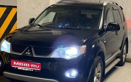 Mitsubishi Outlander III рестайлинг 3, 2007 год, 1 200 000 рублей, 2 фотография