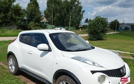 Nissan Juke II, 2011 год, 850 000 рублей, 2 фотография