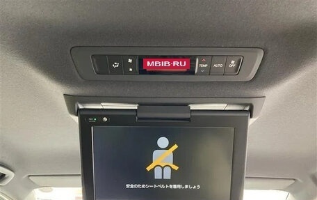 Toyota Noah III, 2021 год, 1 807 000 рублей, 10 фотография
