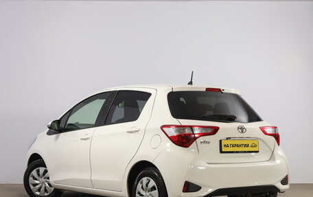 Toyota Vitz, 2018 год, 1 199 000 рублей, 5 фотография
