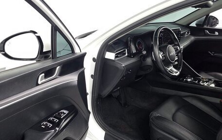 KIA K5, 2023 год, 1 810 500 рублей, 6 фотография