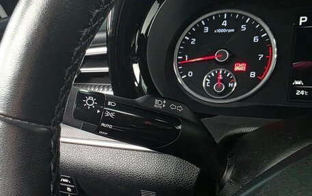 KIA K5, 2023 год, 1 810 500 рублей, 10 фотография