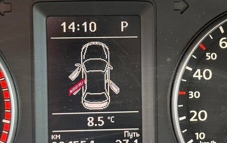 Volkswagen Jetta VI, 2014 год, 1 050 000 рублей, 10 фотография