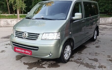 Volkswagen Caravelle T5, 2008 год, 1 450 000 рублей, 16 фотография