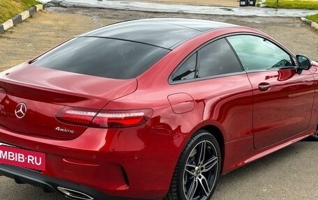 Mercedes-Benz E-Класс, 2018 год, 4 770 000 рублей, 15 фотография
