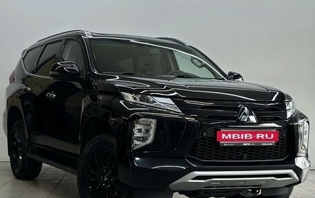 Mitsubishi Montero Sport, 2022 год, 3 990 000 рублей, 4 фотография