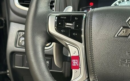 Mitsubishi Montero Sport, 2022 год, 3 990 000 рублей, 12 фотография