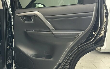 Mitsubishi Montero Sport, 2022 год, 3 990 000 рублей, 37 фотография