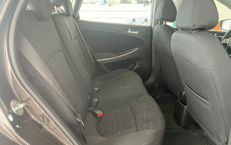 Hyundai Solaris II рестайлинг, 2015 год, 1 170 000 рублей, 22 фотография