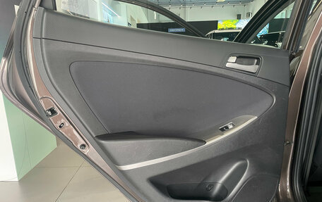 Hyundai Solaris II рестайлинг, 2015 год, 1 170 000 рублей, 24 фотография
