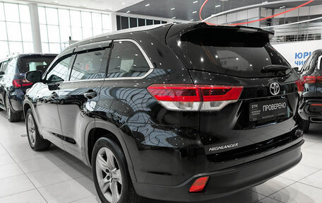 Toyota Highlander III, 2021 год, 4 099 000 рублей, 8 фотография
