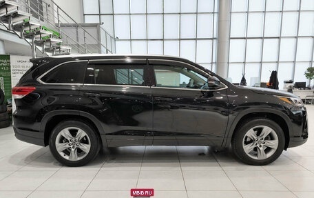 Toyota Highlander III, 2021 год, 4 099 000 рублей, 5 фотография