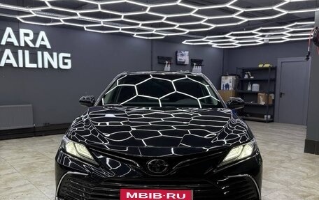 Toyota Camry, 2023 год, 3 629 000 рублей, 1 фотография