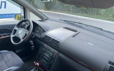 Volkswagen Sharan I рестайлинг, 2002 год, 450 000 рублей, 21 фотография