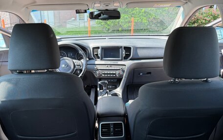 KIA Sportage IV рестайлинг, 2018 год, 1 850 000 рублей, 8 фотография