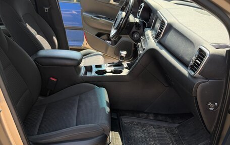 KIA Sportage IV рестайлинг, 2018 год, 1 850 000 рублей, 15 фотография