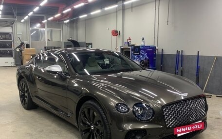 Bentley Continental GT III, 2024 год, 34 000 000 рублей, 13 фотография