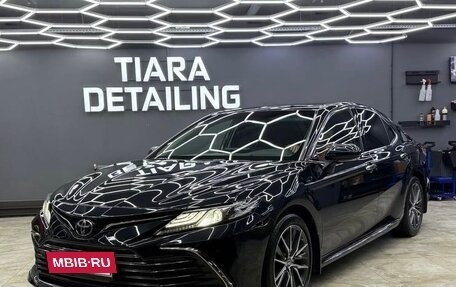 Toyota Camry, 2023 год, 3 629 000 рублей, 2 фотография