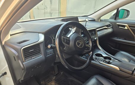 Lexus RX IV рестайлинг, 2019 год, 3 825 000 рублей, 12 фотография