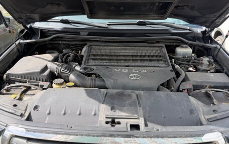 Toyota Land Cruiser 200, 2012 год, 3 100 000 рублей, 13 фотография