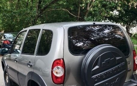 Chevrolet Niva I рестайлинг, 2011 год, 460 000 рублей, 4 фотография