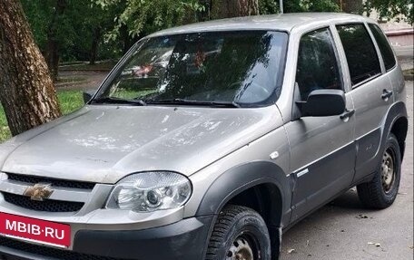 Chevrolet Niva I рестайлинг, 2011 год, 460 000 рублей, 2 фотография