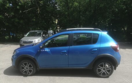 Renault Sandero II рестайлинг, 2015 год, 910 000 рублей, 7 фотография