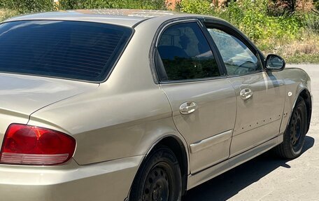 Hyundai Sonata IV рестайлинг, 2005 год, 390 000 рублей, 4 фотография