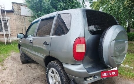 Chevrolet Niva I рестайлинг, 2007 год, 500 000 рублей, 3 фотография