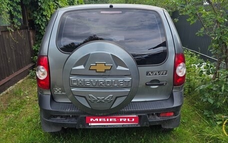 Chevrolet Niva I рестайлинг, 2011 год, 350 000 рублей, 4 фотография