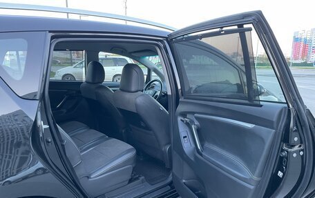 Toyota Verso I, 2014 год, 1 390 000 рублей, 13 фотография