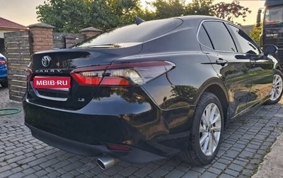 Toyota Camry, 2021 год, 2 640 000 рублей, 1 фотография
