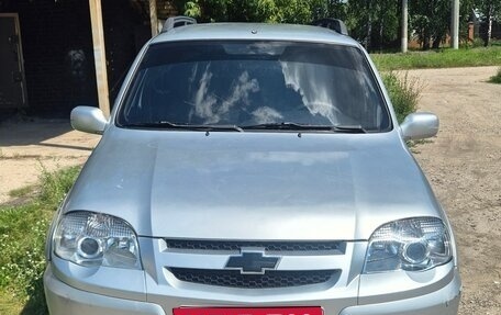Chevrolet Niva I рестайлинг, 2011 год, 450 000 рублей, 1 фотография